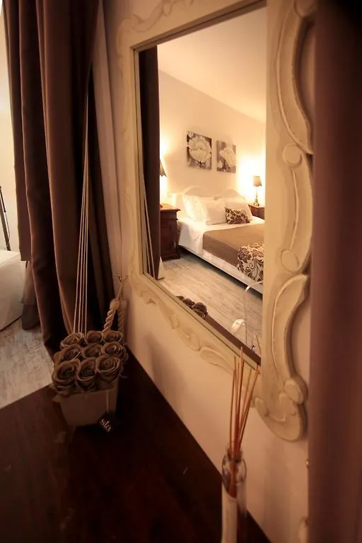 Domus Lina Hotel Fiumicino Guest house